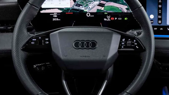 Audi, beş modelinin direksiyonundaki kaydırma temelli dokunmatik butonları kaldırdı