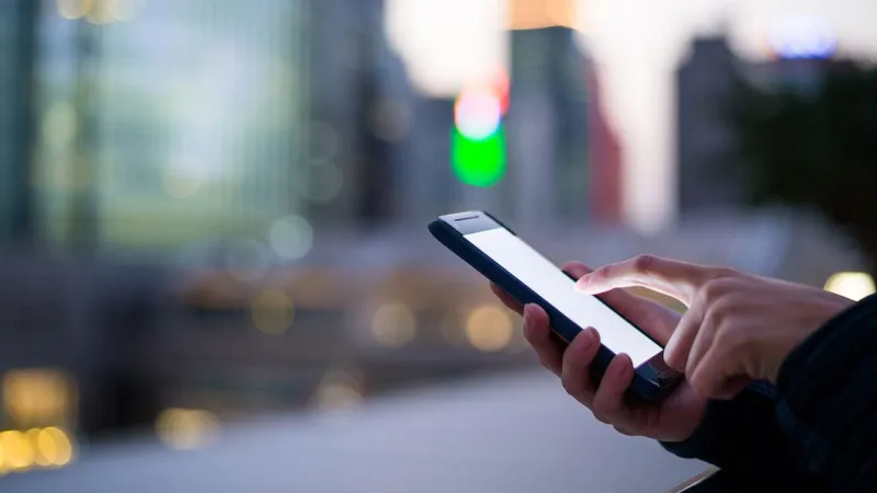 Avustralya, Facebook, Instagram ve X'in ardından Twitch platformuna da yaş kısıtlaması getirdi