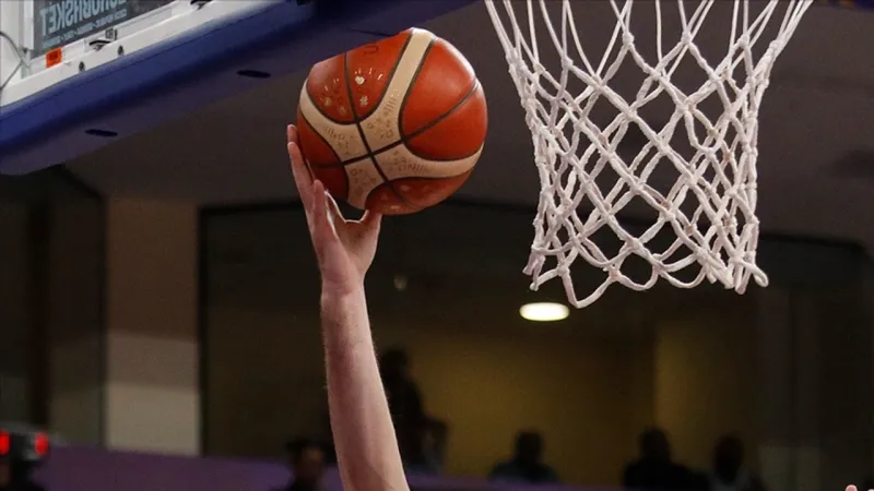Basketbol Süper Ligi'nde play-off final serisinin üçüncü maçı yarın oynanacak
