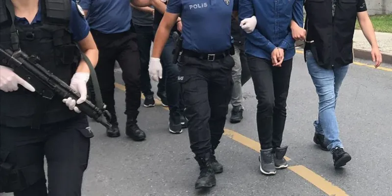 Cezaevinden yönetilen suç örgütüne operasyon: 13 gözaltı