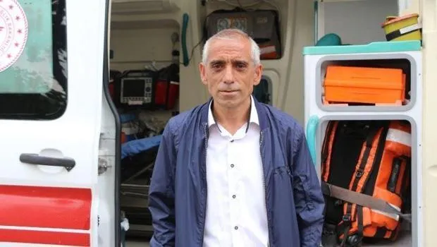 Deli bal tehlikesi! Bir kaşık yedi, az daha ölüyordu