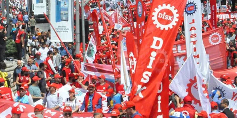 DİSK Ankara'ya mı Taşınıyor? 11 Sendikadan Şok Tepki!