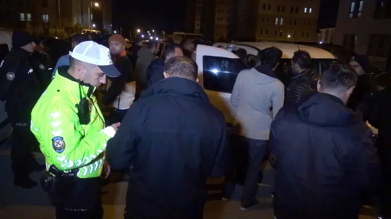 Erzurum'da Emniyet Duvarına Tırmanan Şüpheli Alarm Yarattı!