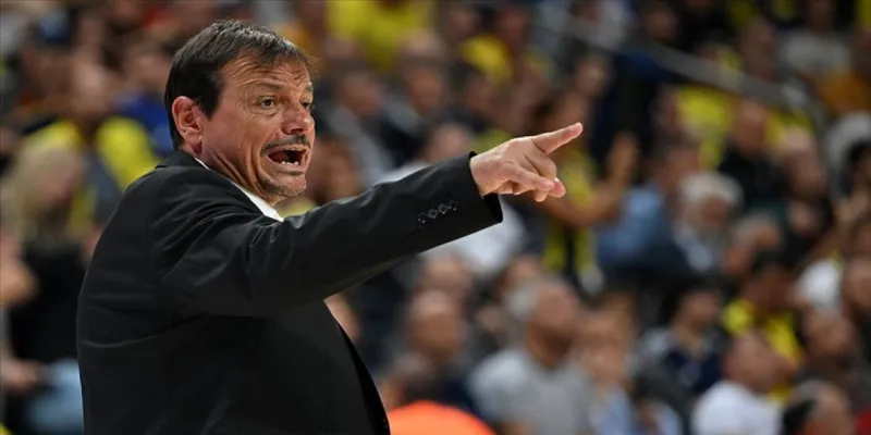 Ergin Ataman'ı küplere bindirdi: Seni bir daha uyarmayacağım