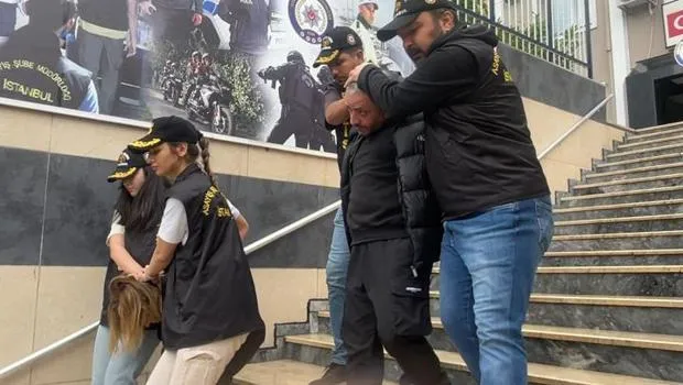 Fatih'te korkunç olay! Eski eşiyle görüştüğünü öğrendiği kişiyi bıçaklayarak öldürdü