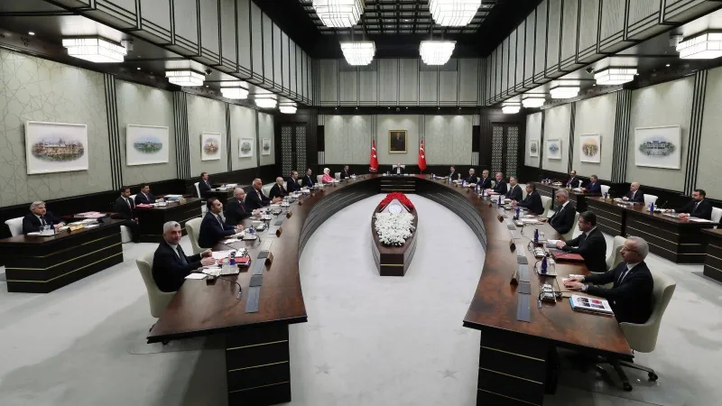 Erdoğan Kabineyi Değiştiriyor Mu? Veda Yemeği İddiası Ortalığı Karıştırdı!