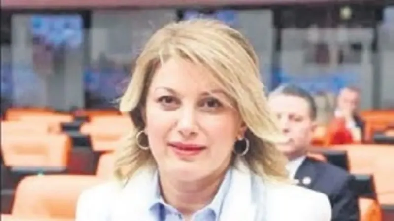 İYİ Parti ile CHP arasında "WhatsApp" depremi!