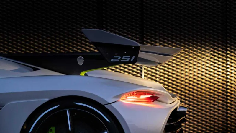 Koenigsegg, yeni modelini 25 Haziran'da tanıtacak