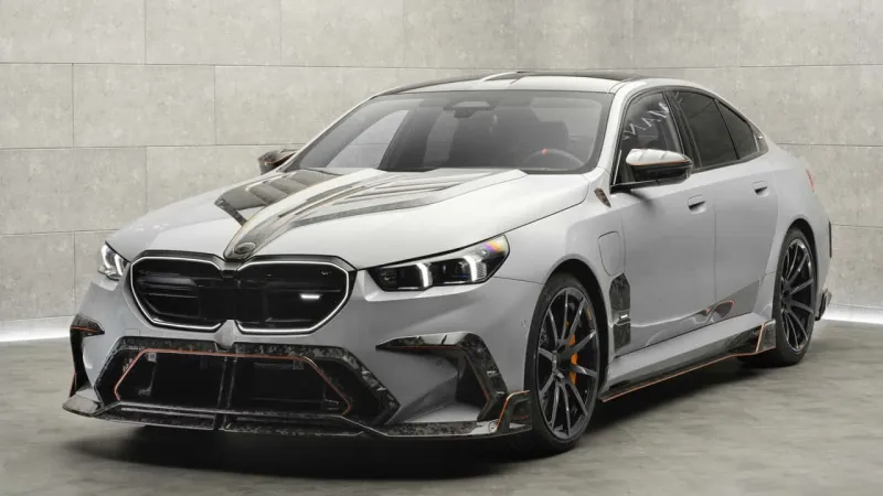 Mansory, BMW M5'i karbon fiber ile donatıyor
