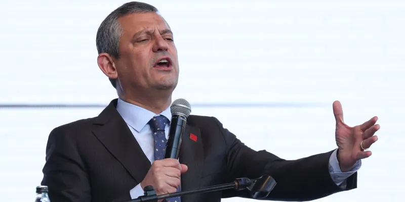 Özgür Özel'den Şiir İkindilerine Mesaj! 11 Yıl Sonra Gelen Destek
