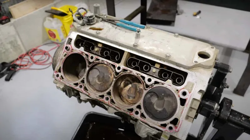 V8 Motoru Faciası! Tek Hata, Tam Hasar!