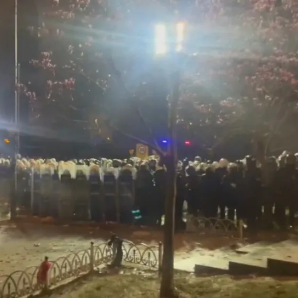 İstanbul'da Gösteriler Dördüncü Gününde Devam Ediyor: Polis Müdahalesi ve Protestolar