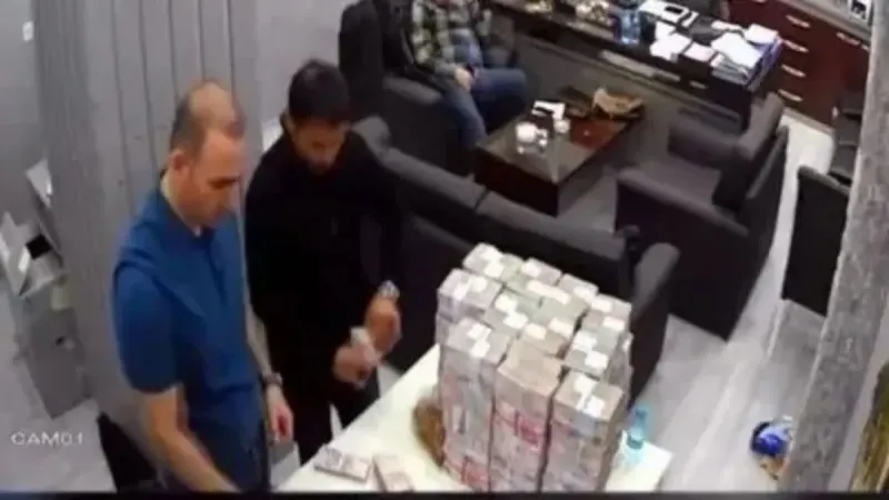 Ekrem İmamoğlu'nun Örgüt Yönetimi: 5 Kişiyle Doğrudan Bağlantı