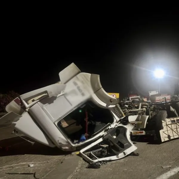 İzmir Aliağa'da TIR Kazası! İşte Yaralıların Durumu