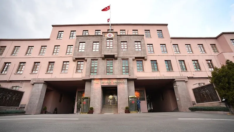 MSB: PKK Kongre Tarihini Açıklamalı ve Silah Bırakmalı