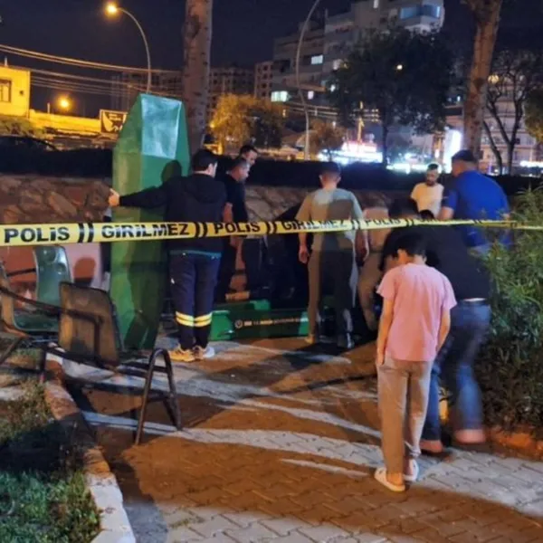 Parkta Şok Ölüm! Mersin'de Aslan Kaya Hayatını Kaybetti