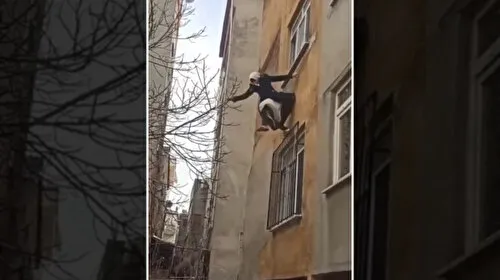 Küçükçekmece'de psikolojik rahatsızlığı olan kadın camdan atladı