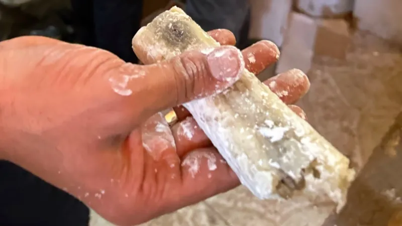 Şanlıurfa'da Lokum Faciası! 2 Ton Küflü Lokum İmha Edildi