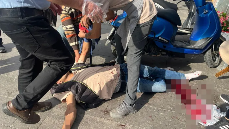Serik'te Kanlı Kavga! Bıçaklanan Adam Hastaneye Kaldırıldı