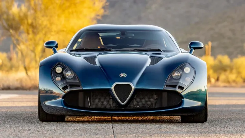Zagato imzalı bir Alfa Romeo TZ3 Stradale satışa sunuluyor